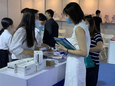 广州国际防疫物资博览会盛大开幕，湖南朗盾科技携手晟海新材料共推产业革新